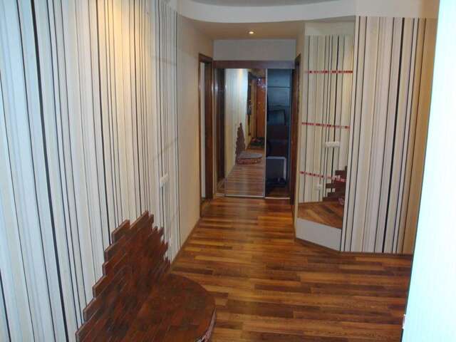 Апартаменты Maxim Apartment Херсон-11